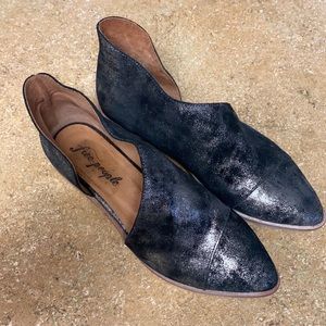 🚨🚨SALE!!🚨🚨Free People Royale Flats